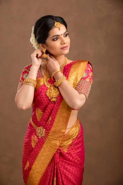 Engagement Makeup With Just the Right Glow by StarBridals Hyderabad